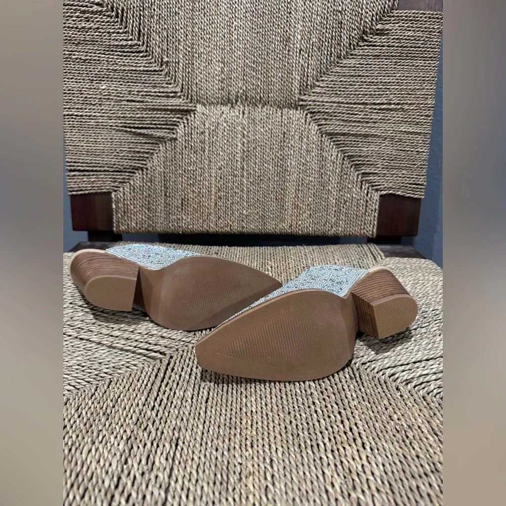 A Rider Girl Silver Rhinestone Mules
Excellent condition - Picture 6 of 7